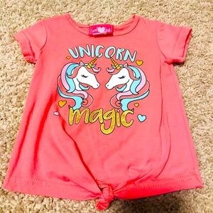 🌻 Unicorn Tee- size 18 months